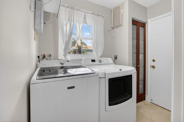 6475 Terra Rosa Circle, Boynton Beach, FL 33472