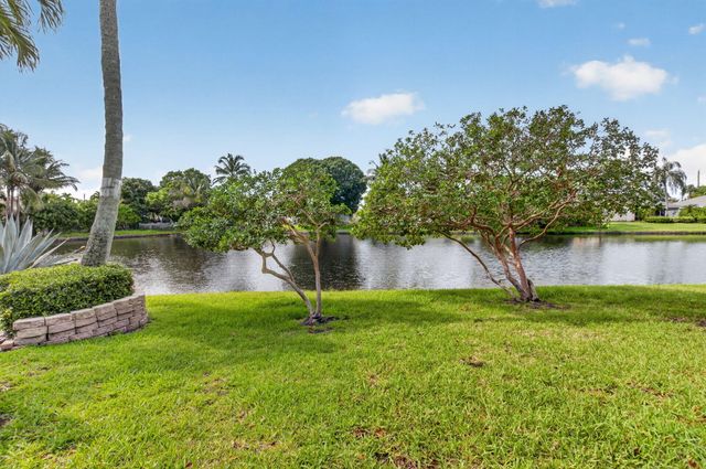 6475 Terra Rosa Circle, Boynton Beach, FL 33472