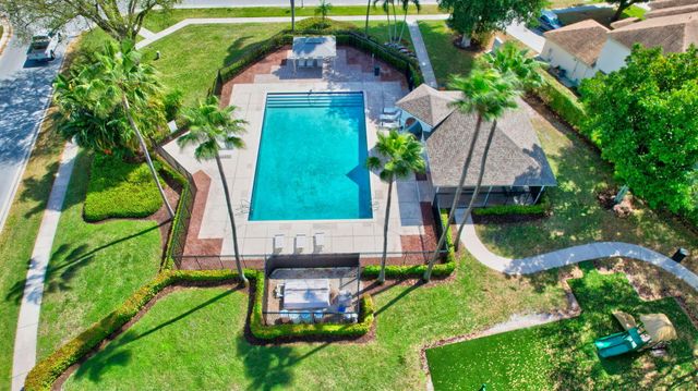 6475 Terra Rosa Circle, Boynton Beach, FL 33472