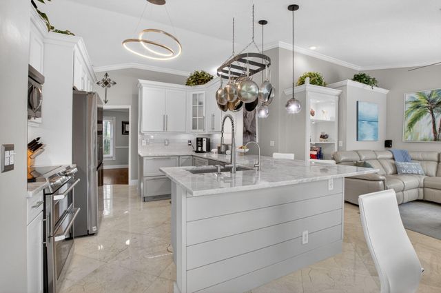 6475 Terra Rosa Circle, Boynton Beach, FL 33472