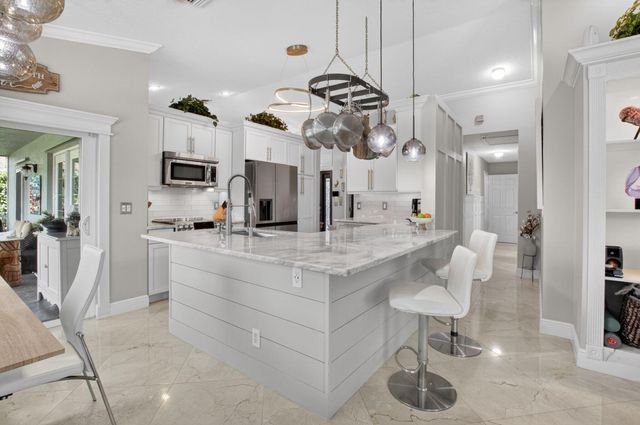 6475 Terra Rosa Circle, Boynton Beach, FL 33472