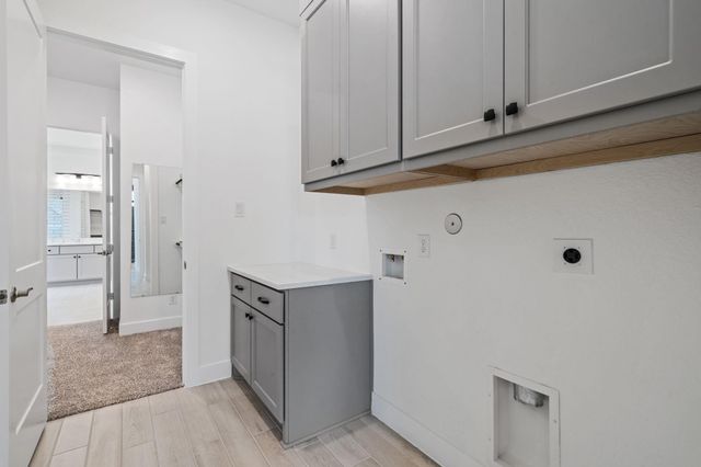 228 Sandhill Grove Trail, Waller, TX 77447