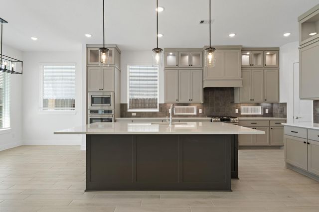 228 Sandhill Grove Trail, Waller, TX 77447