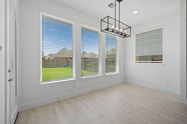 228 Sandhill Grove Trail, Waller, TX 77447