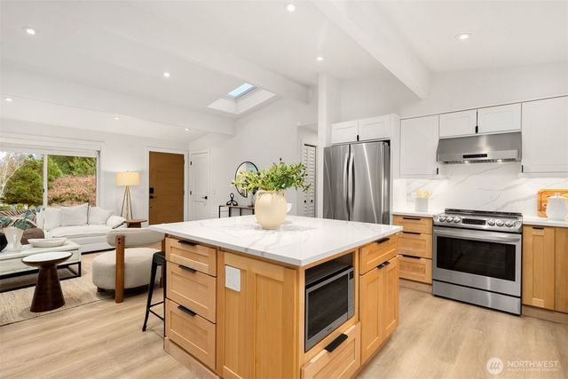 1513 3rd Place, Kirkland, WA 98033