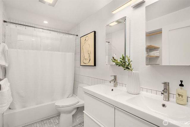 1513 3rd Place, Kirkland, WA 98033