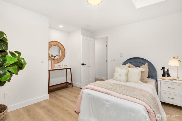 1513 3rd Place, Kirkland, WA 98033