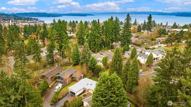 1513 3rd Place, Kirkland, WA 98033