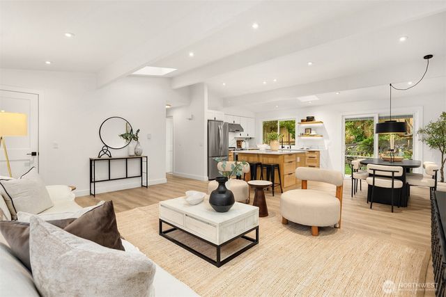 1513 3rd Place, Kirkland, WA 98033