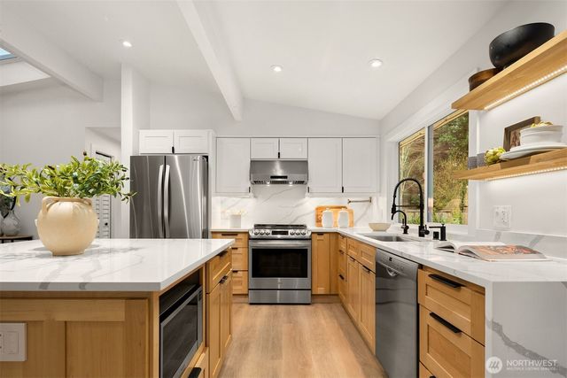 1513 3rd Place, Kirkland, WA 98033