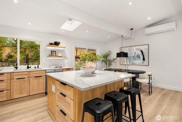 1513 3rd Place, Kirkland, WA 98033