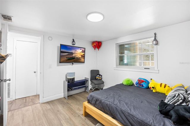 1015-1017 58TH AVENUE DRIVE E, Bradenton, FL 34203