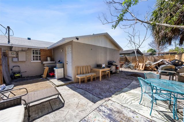 1015-1017 58TH AVENUE DRIVE E, Bradenton, FL 34203