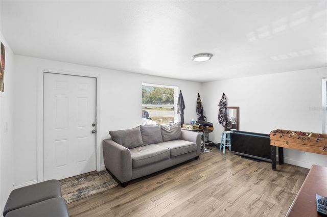 1015-1017 58TH AVENUE DRIVE E, Bradenton, FL 34203