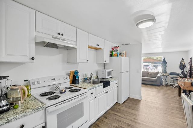 1015-1017 58TH AVENUE DRIVE E, Bradenton, FL 34203