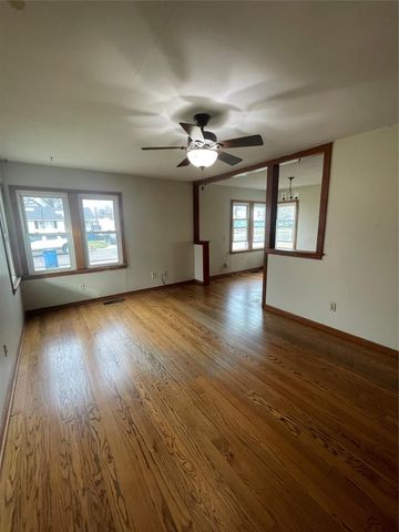 218 E Ercoupe Drive, Oklahoma City, OK 73110