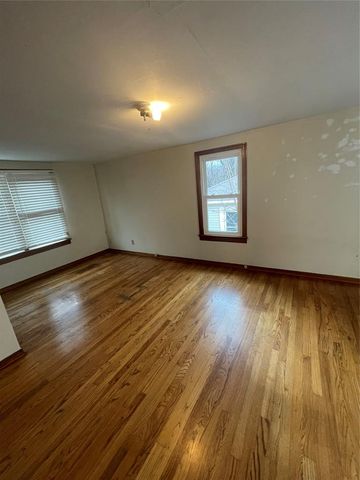 218 E Ercoupe Drive, Oklahoma City, OK 73110