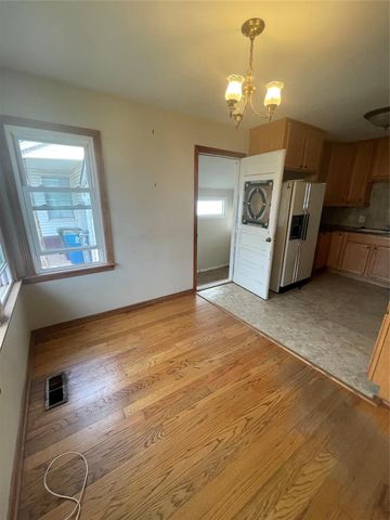 218 E Ercoupe Drive, Oklahoma City, OK 73110