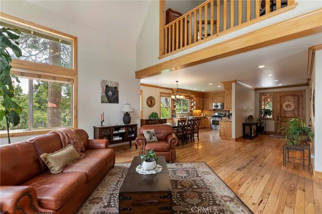 116 Fairway Drive, Lake Arrowhead, CA 92352