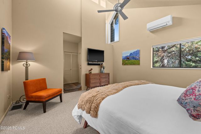 2149 Apache Trail Apt 18, Park City, UT 84098