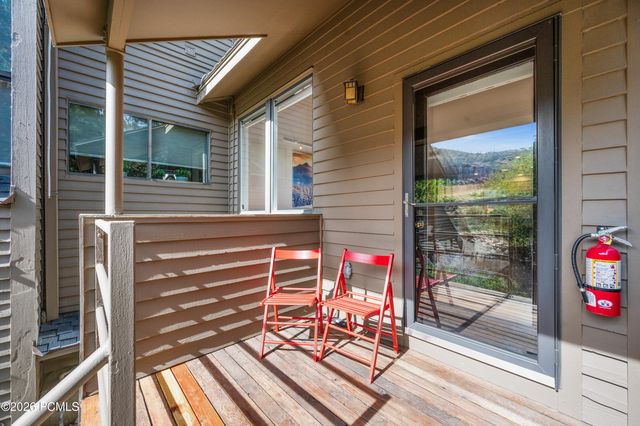 2149 Apache Trail Apt 18, Park City, UT 84098