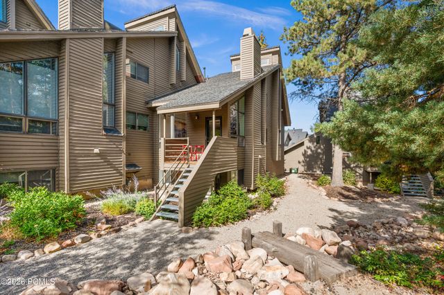 2149 Apache Trail Apt 18, Park City, UT 84098