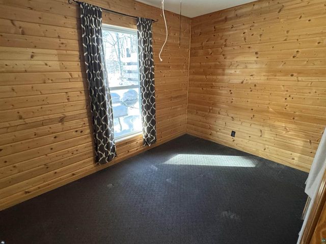 13095 Deer Trail Ln, Iron River, WI 54847