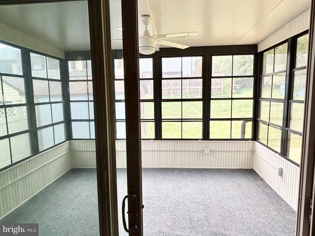 1726 SARATOGA CT, Allentown, PA 18104