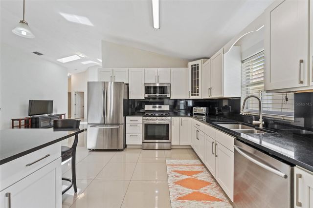 7827 MYRTLE OAK LANE, Kissimmee, FL 34747