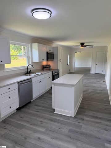 1300 Belhaven Road, Anderson, SC 29621