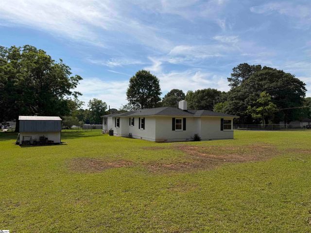 1300 Belhaven Road, Anderson, SC 29621