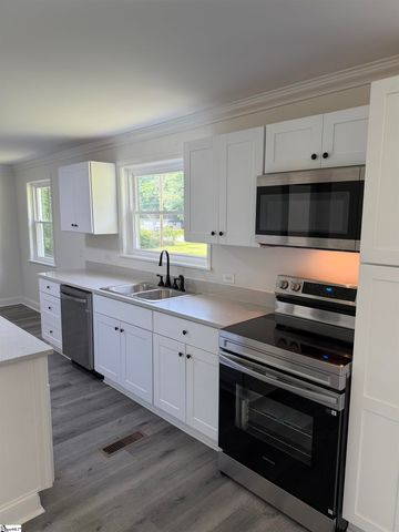 1300 Belhaven Road, Anderson, SC 29621