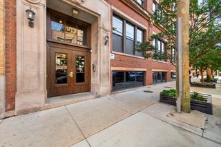 913 W Van Buren Street 4C, Chicago, IL 60607