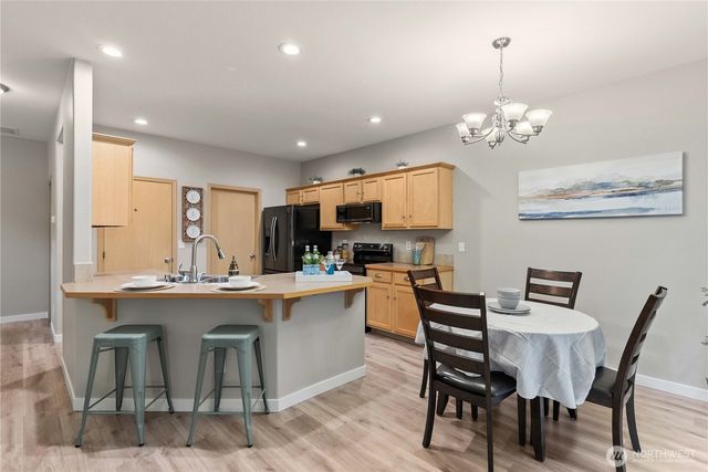 26834 226th Place SE, Maple Valley, WA 98038