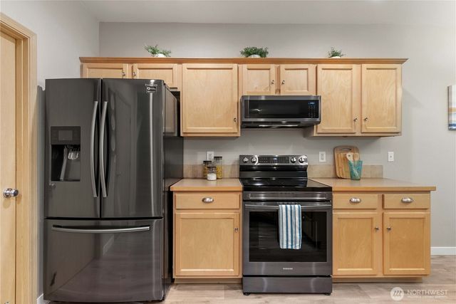26834 226th Place SE, Maple Valley, WA 98038