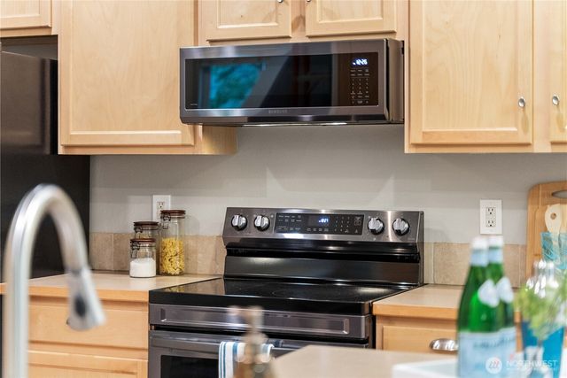 26834 226th Place SE, Maple Valley, WA 98038
