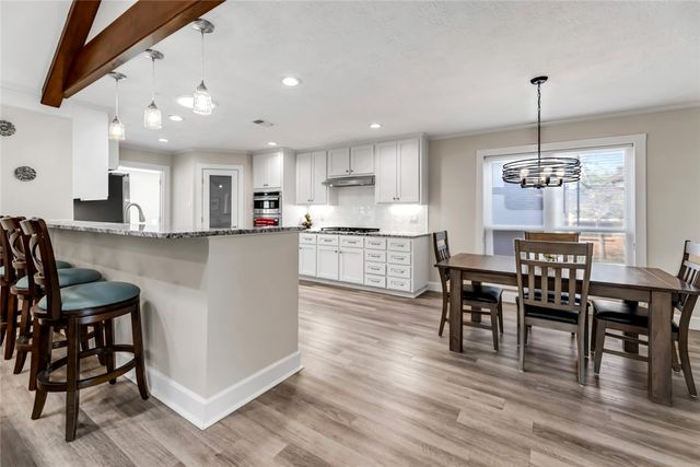 3005 Camelot Drive NW, Bryan, TX 77802