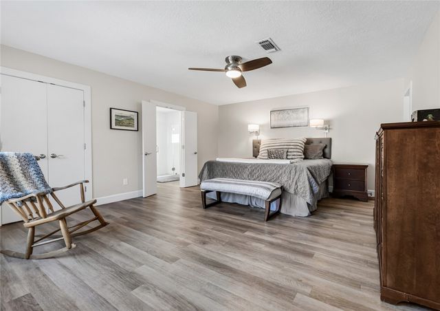 3005 Camelot Drive NW, Bryan, TX 77802