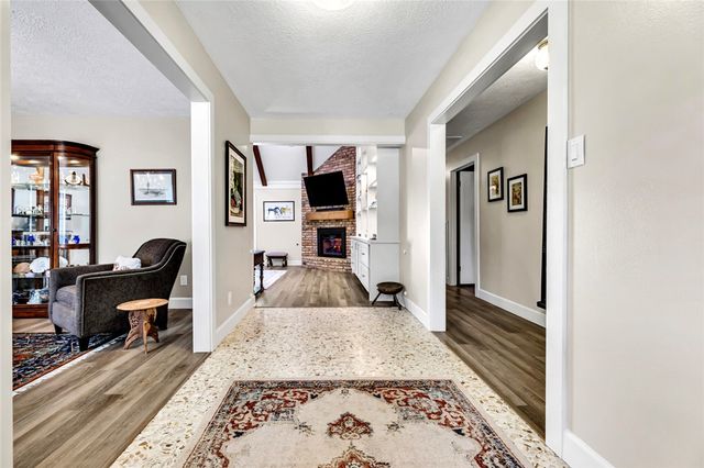 3005 Camelot Drive NW, Bryan, TX 77802