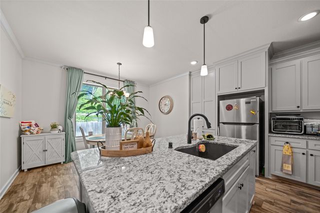 107 Rose Row, Winona, TX 75792