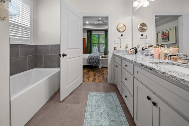 107 Rose Row, Winona, TX 75792