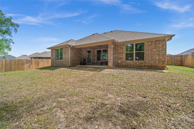 107 Rose Row, Winona, TX 75792