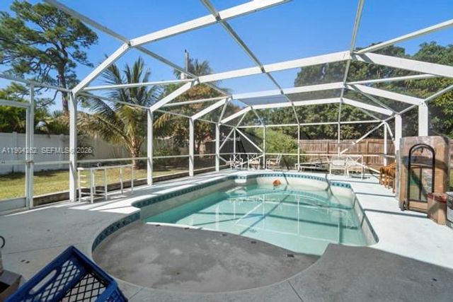 707 SE Karrigan Ter, Port St. Lucie, FL 34983