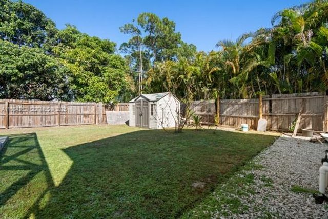 707 SE Karrigan Ter, Port St. Lucie, FL 34983