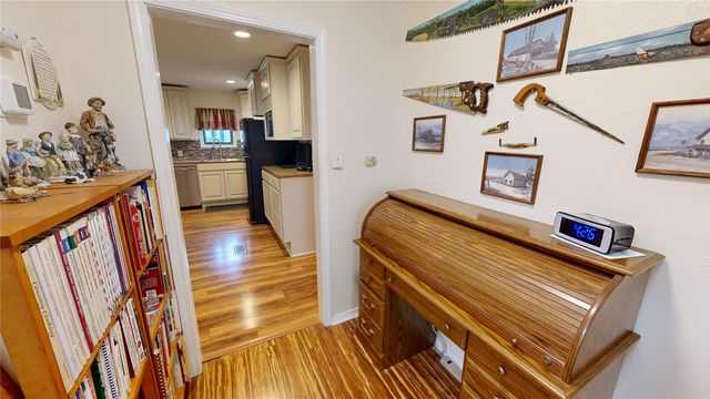 5909 S 63rd West West Avenue, Tulsa, OK 74107