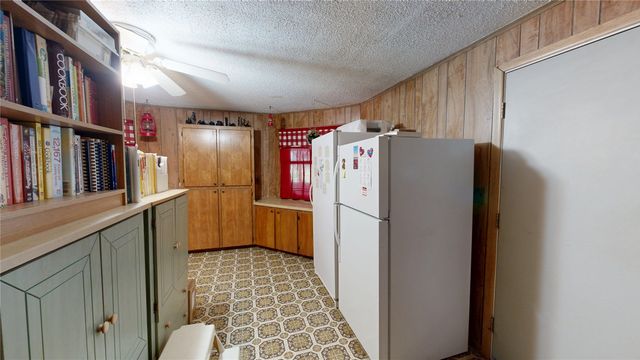 5909 S 63rd West West Avenue, Tulsa, OK 74107