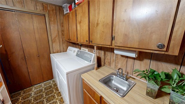 5909 S 63rd West West Avenue, Tulsa, OK 74107