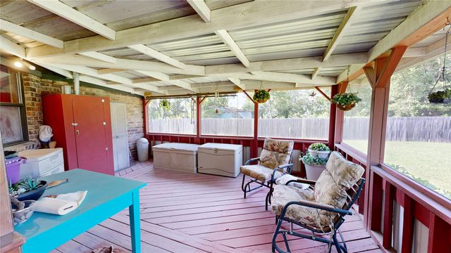 5909 S 63rd West West Avenue, Tulsa, OK 74107