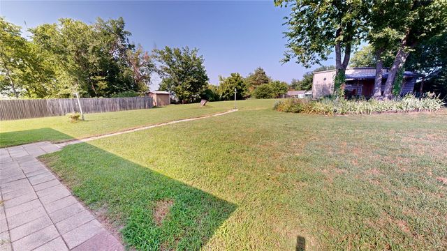 5909 S 63rd West West Avenue, Tulsa, OK 74107
