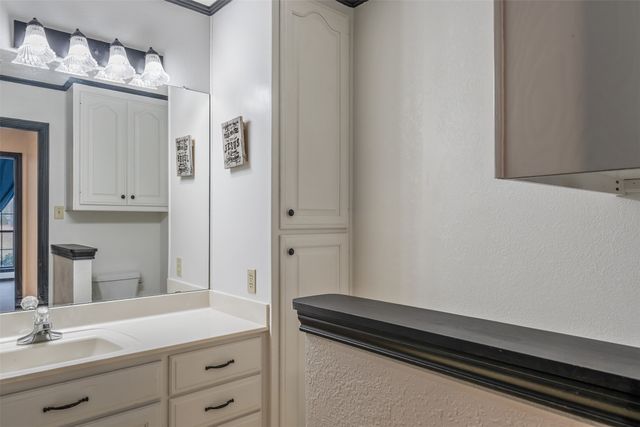 19261 County Road 445, Lindale, TX 75771